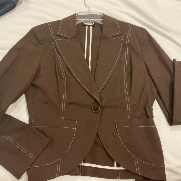 Ideology dark brown tailored jacket with white stitching size 8 - Picture 4 of 9